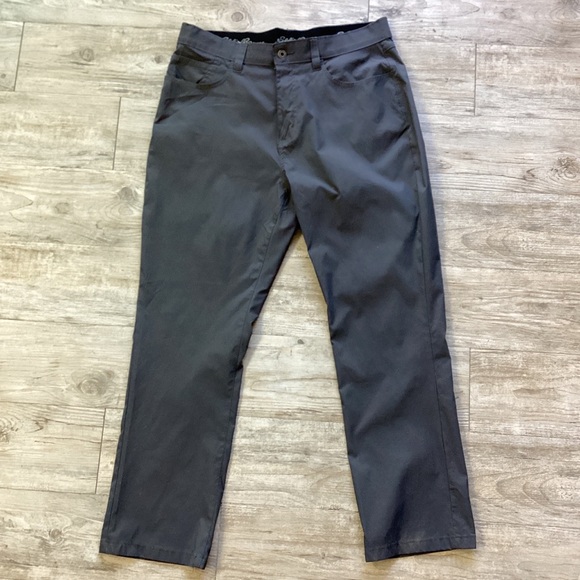 Eddie Bauer Men’s Dark Grey Active Chinos Relaxed Signature Elastic Waistband - Picture 5 of 5